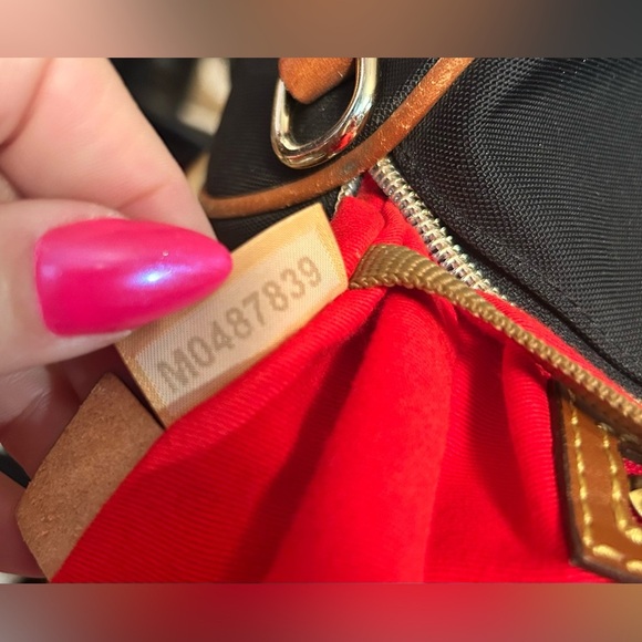 Dooney & Bourke All Weather Nylon & Leather Dome Satchel Bag w/ Crossbody Strap​ - Picture 13 of 13